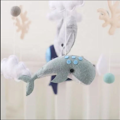 Handgefertigtes Baby-Mobile Ozean & Wale | Filz & Holz